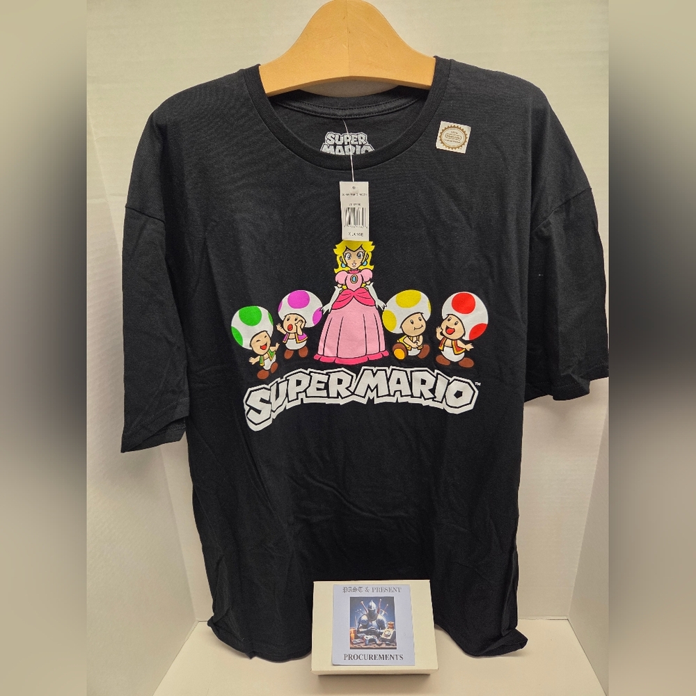 Super Mario Black T-shirt with Princess Peach and Toads Graphic